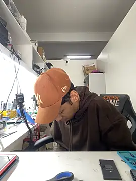 Oqui online show from 03/20/26, 07:41