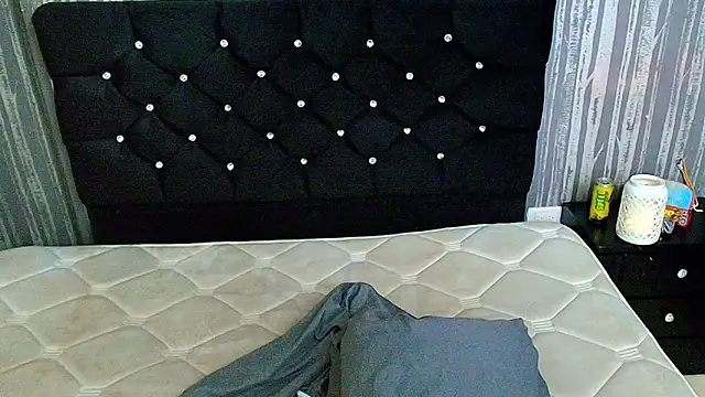 Alicee Moonn online show from 03/05/26, 07:43