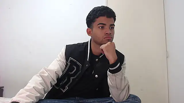 camillo beischel  online show from 01/12/26, 06:46