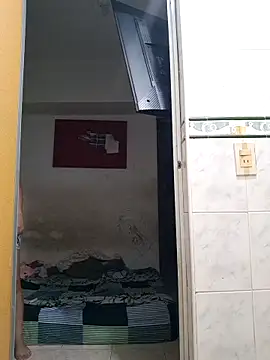 Snapshot of SweettyNaugthy chatting on 09/21/25, 07:10 SweettyNaugthy online show from 09/21/25, 07:10