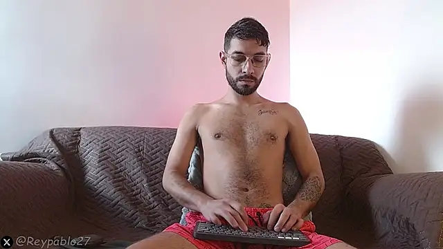 ReyPablo1 online show from 02/09/26, 08:57