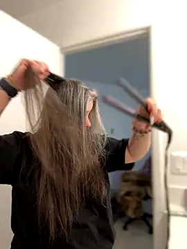 Alix Valentine online show from 11/15/25, 03:30