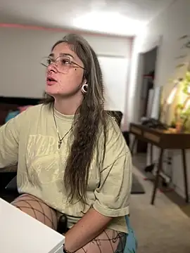 Alix Valentine online show from 05/16/26, 07:12