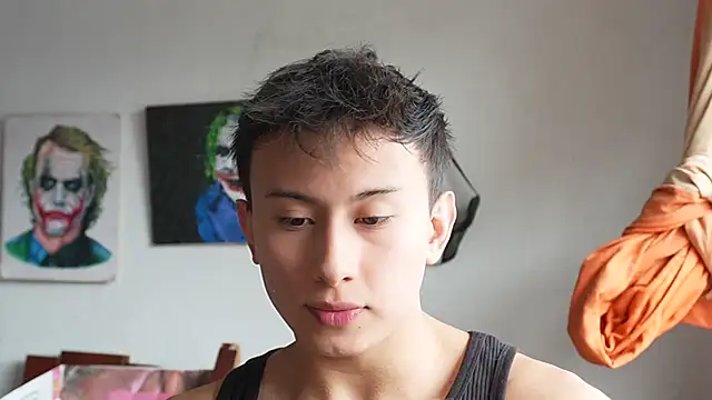 Snapshot of DeusbelliS chatting on 10/05/25, 08:18 DeusbelliS online show from 10/05/25, 08:18