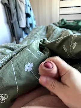 Snapshot of Colbaker6969 chatting on 01/10/26, 12:18 Colbaker6969 online show from 01/10/26, 12:18