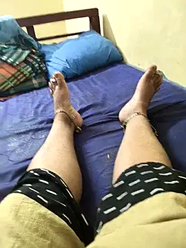 Villageanuty online show from 10/21/25, 12:06