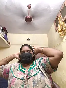 Villageanuty online show from 11/25/25, 03:39