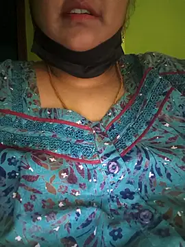 Villageanuty online show from 02/04/26, 09:04