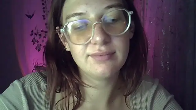 Lily Ember online show from 10/23/25, 10:41