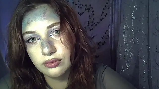 Lily Ember online show from 10/30/25, 07:03