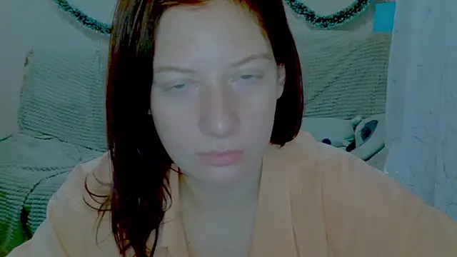 Lily Ember online show from 12/20/25, 06:04