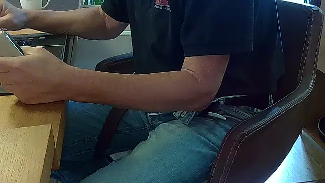 Unique X perience online show from 10/20/25, 09:54