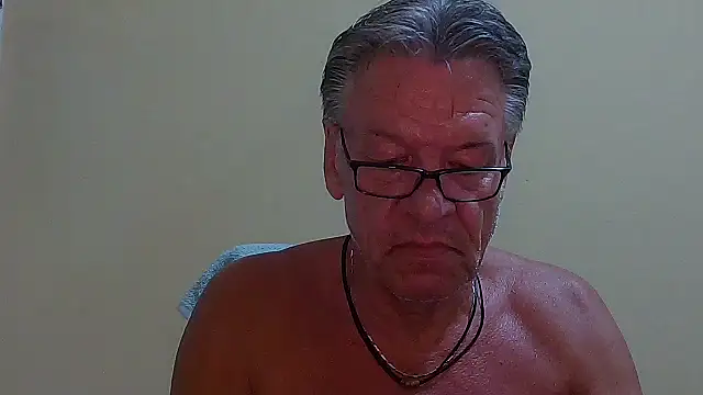 Unique X perience online show from 03/19/26, 03:21