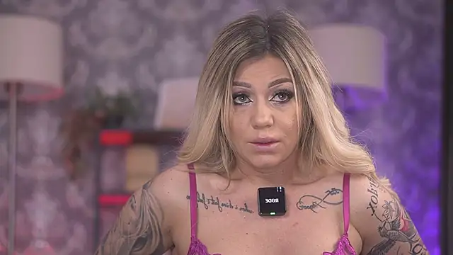 AlmaVelia online show from 02/02/26, 10:08