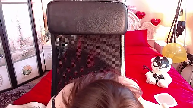 Snapshot of SofiaBimboss chatting on 09/20/25, 03:18 SofiaBimboss online show from 09/20/25, 03:18