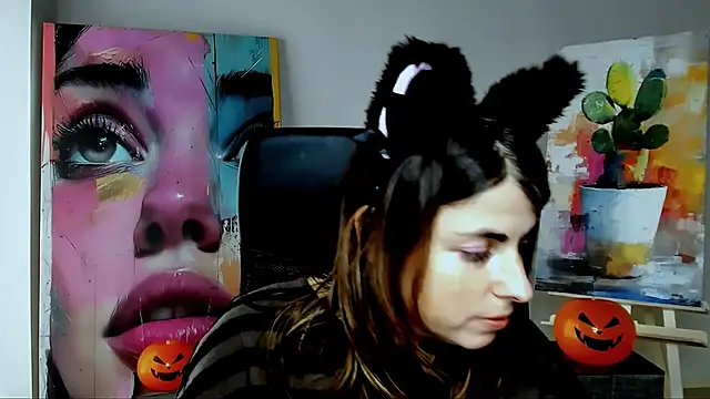 MartaEdams online show from 10/27/25, 06:17