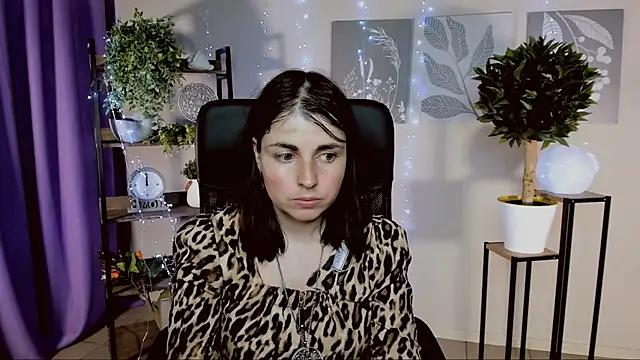 MartaEdams online show from 04/01/26, 01:41