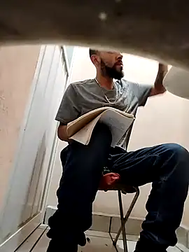 Snapshot of wolfsexmxn chatting on 09/21/25, 07:54 wolfsexmxn online show from 09/21/25, 07:54