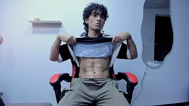 Snapshot of JackesTaylor chatting on 09/24/25, 04:27 JackesTaylor online show from 09/24/25, 04:27