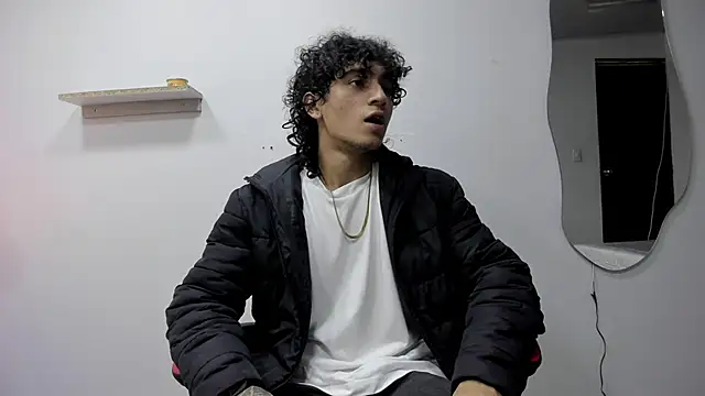 Snapshot of JackesTaylor chatting on 11/02/25, 04:59 JackesTaylor online show from 11/02/25, 04:59