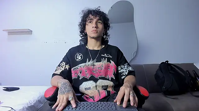 JackesTaylor online show from 04/29/26, 06:39