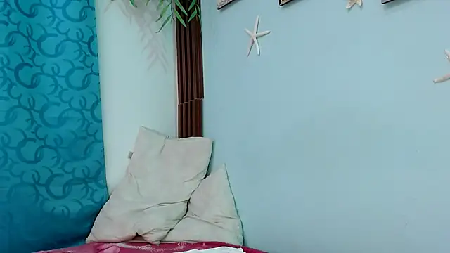 eladyrous98 online show from 09/14/25, 04:22