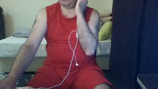 Snapshot of st206boy chatting on 06/18/26, 12:22 st206boy online show from 06/18/26, 12:22