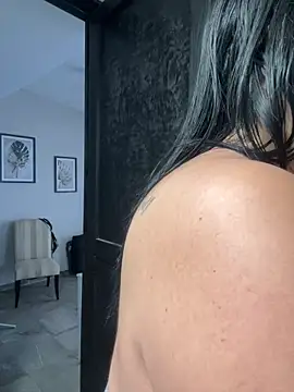 victoria amatista  online show from 10/29/25, 03:25