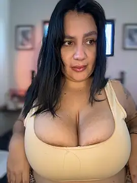 victoria amatista  online show from 02/12/26, 03:29