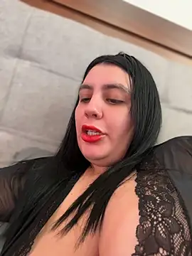 victoria amatista  online show from 06/25/26, 08:35