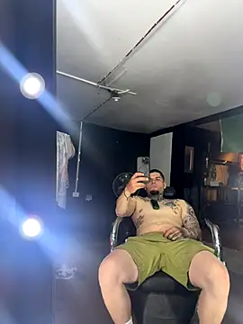 crazybarber69 online show from 09/24/25, 05:22