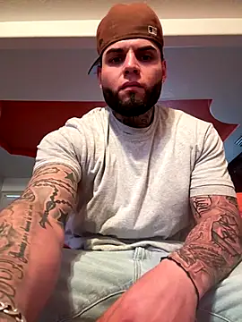 crazybarber69 online show from 12/04/25, 11:24