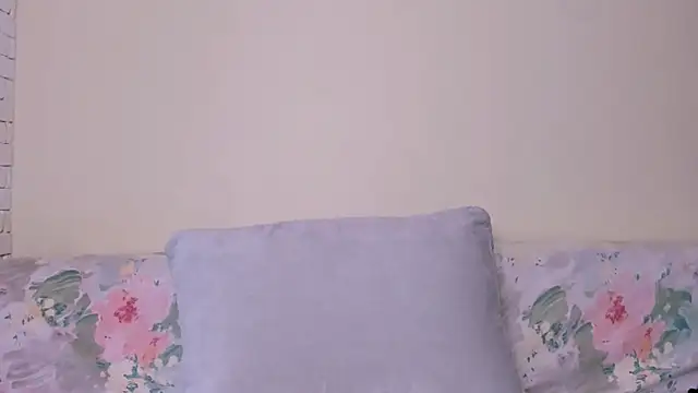 Elle Pearl  online show from 03/28/26, 06:24