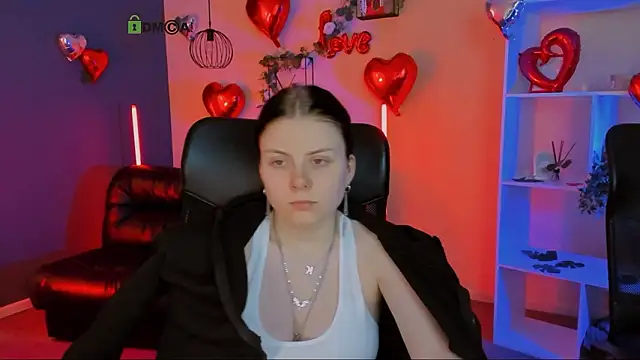 Snapshot of foxy_tease_ chatting on 03/05/26, 03:02 foxy tease online show from 03/05/26, 03:02