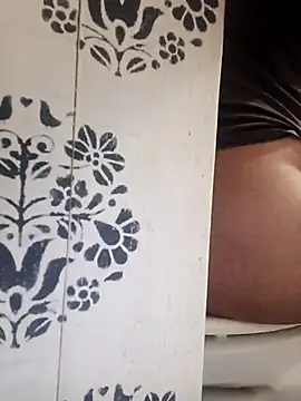 juanpa8453 online show from 11/20/25, 02:39