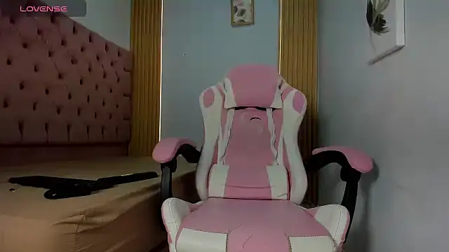 Darkknightx01 online show from 09/11/25, 01:28