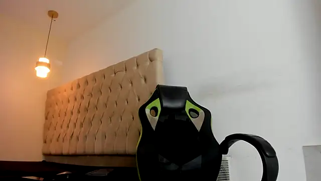 Darkknightx01 online show from 10/08/25, 01:36