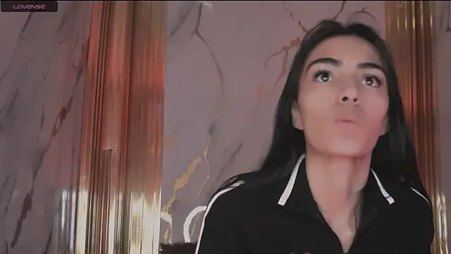 eimy skinny  online show from 02/19/26, 12:45