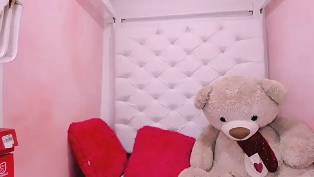 eimy skinny  online show from 03/01/26, 12:29