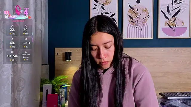 SarahMiler  online show from 12/16/25, 08:47