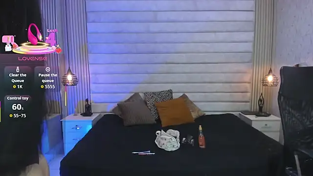 Snapshot of VictoriaaBlair chatting on 02/22/26, 01:09 VictoriaaBlair online show from 02/22/26, 01:09