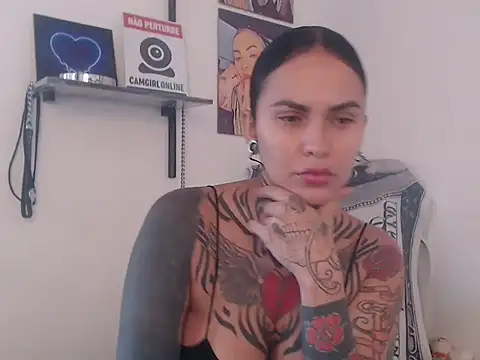 Sofia May online show from 10/28/25, 12:30