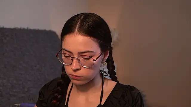 ywixos online show from 02/17/26, 02:57