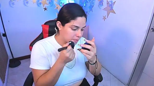 lucia ht online show from 10/09/25, 12:41