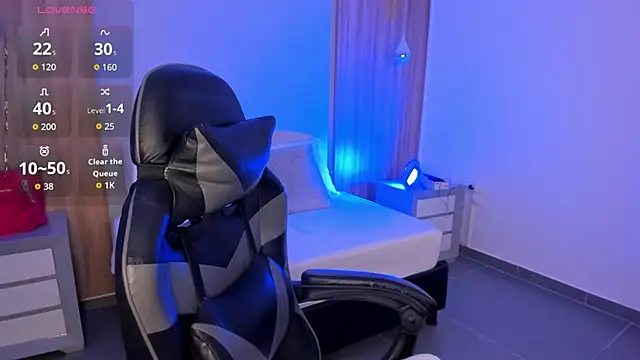 megara x  online show from 12/18/25, 02:17