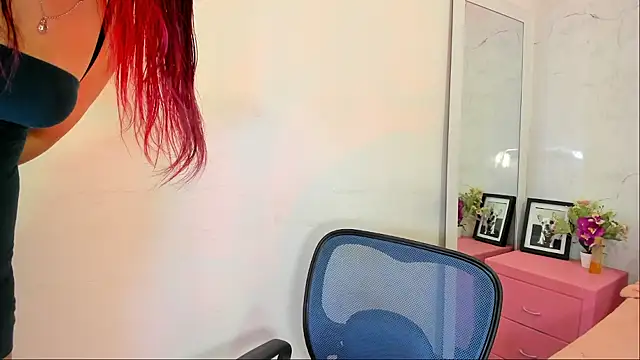 Maddy Mills online show from 01/17/26, 04:22