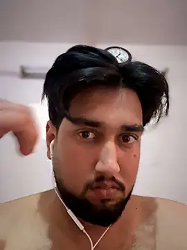 Snapshot of aka_big chatting on 02/06/26, 07:45 aka big online show from 02/06/26, 07:45