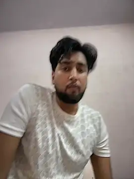 Snapshot of aka_big chatting on 02/11/26, 06:13 aka big online show from 02/11/26, 06:13