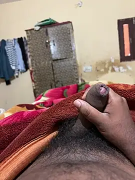 Snapshot of pussy_hunter0 chatting on 02/09/26, 02:37 pussy hunter0 online show from 02/09/26, 02:37