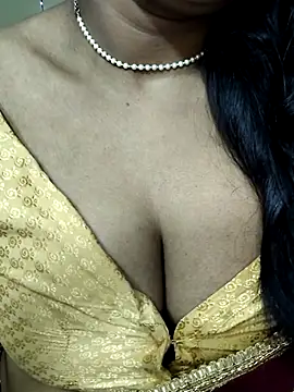 Hotty Sonali online show from 10/12/25, 11:26